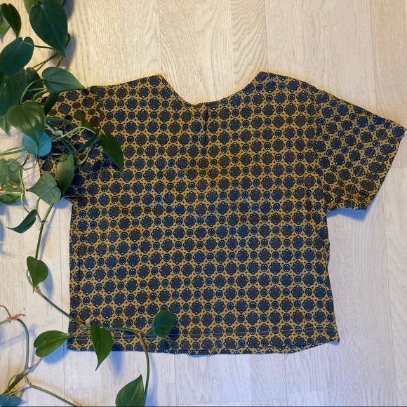 Vintage Tops - 🌻5 for $10 bundle🌻 Vintage patterned crop